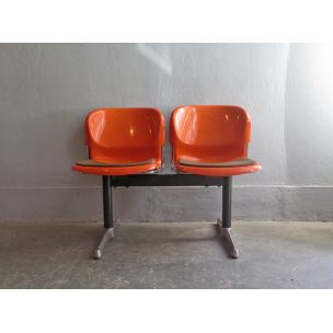Set of 2 vintage chairs in orange plastic and steel 1970