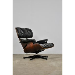 Vintage armchair by Charles & Ray Eames For Herman Miller 1970s