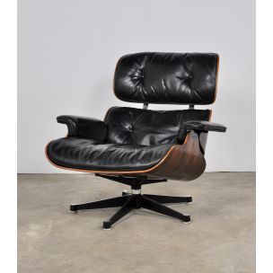 Vintage armchair by Charles & Ray Eames For Herman Miller 1970s