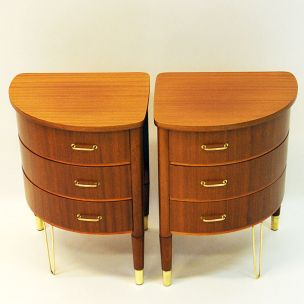 Pair of vintage roundshaped tables in mahogany 1950s