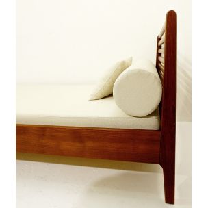 Vintage bed in white fabric and wood 1960