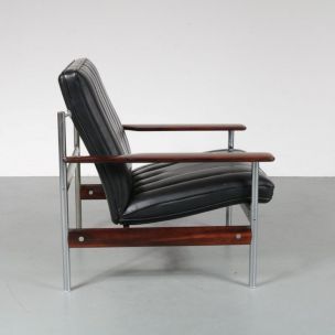 Vintage 1001 AF armchair for Dokka Möbler in black leather and rosewood 1950s