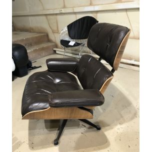Vintage armchair by Charles Eames in smooth brown leather Herman Miller edition, 1970