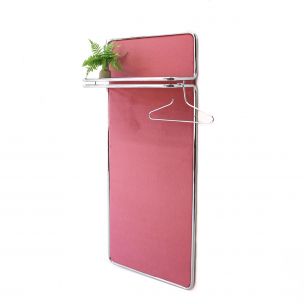 Vintage coat rack in pink from the 70s 