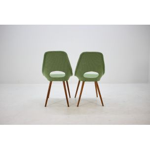 Suite aus 4 Vintage-Stühlen aus grünem Stoff und Holz 1960