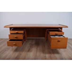 Vintage desk Model 207 by Arne Vodder for Sibast 1960s