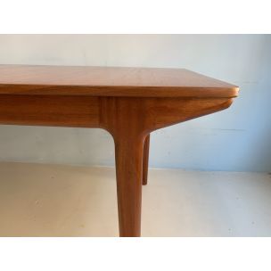 Vintage table for Mcintosh in teakwood 1960