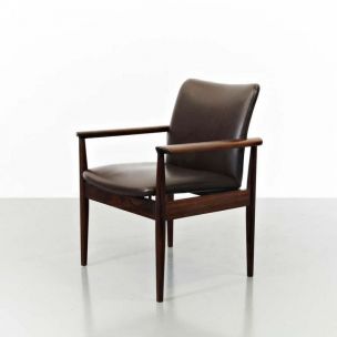 Suite de 4 fauteuils vintage modèle 209 pour France and Son en teck et cuir