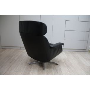 Vintage swivel lounge chair in black leather Eugen Schmidt for Soloform