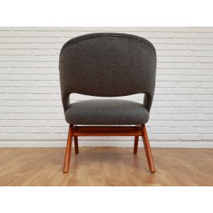 Vintage Scandinavian armchair in wool