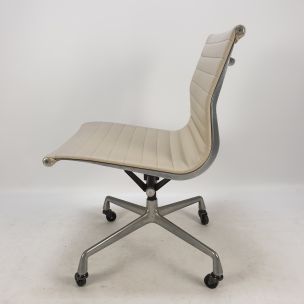 Fauteuil pivotant vintage par Charles et Ray Eames pour Herman Miller, années 1960