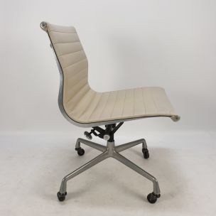 Cadeira giratória Vintage de Charles e Ray Eames para Herman Miller, década de 1960