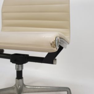 Vintage-Drehsessel von Charles und Ray Eames für Herman Miller, 1960er Jahre