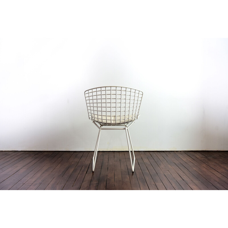 Suite de 6 chaises vintage par Harry Bertoia en métal et tissu blanc 1990