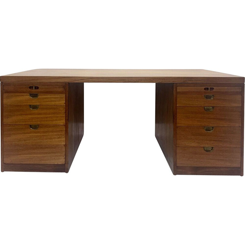 Scandinavian vintage desk for Lauritsen & Søn in teakwood 1950s