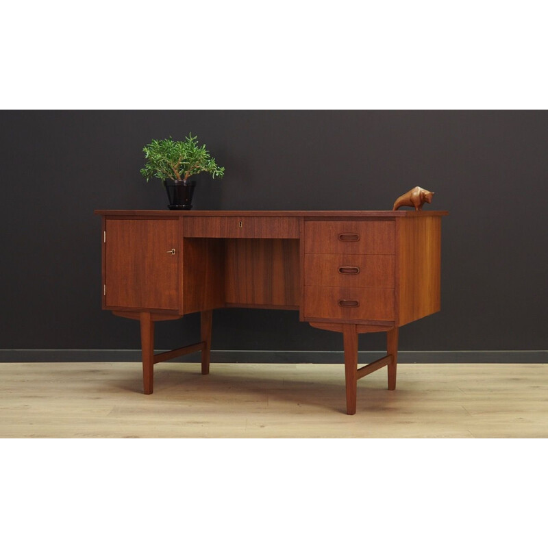 Vintage desk in teak from the 60s