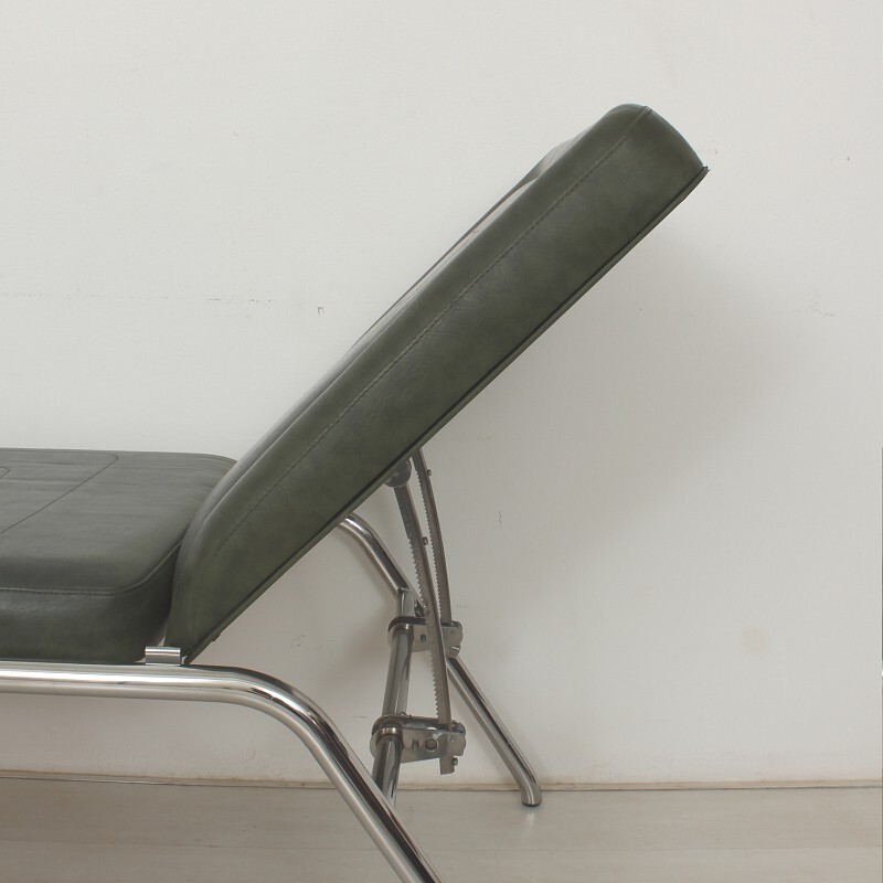 Lit de repos vintage en métal et simili cuir vert foncé - 1950