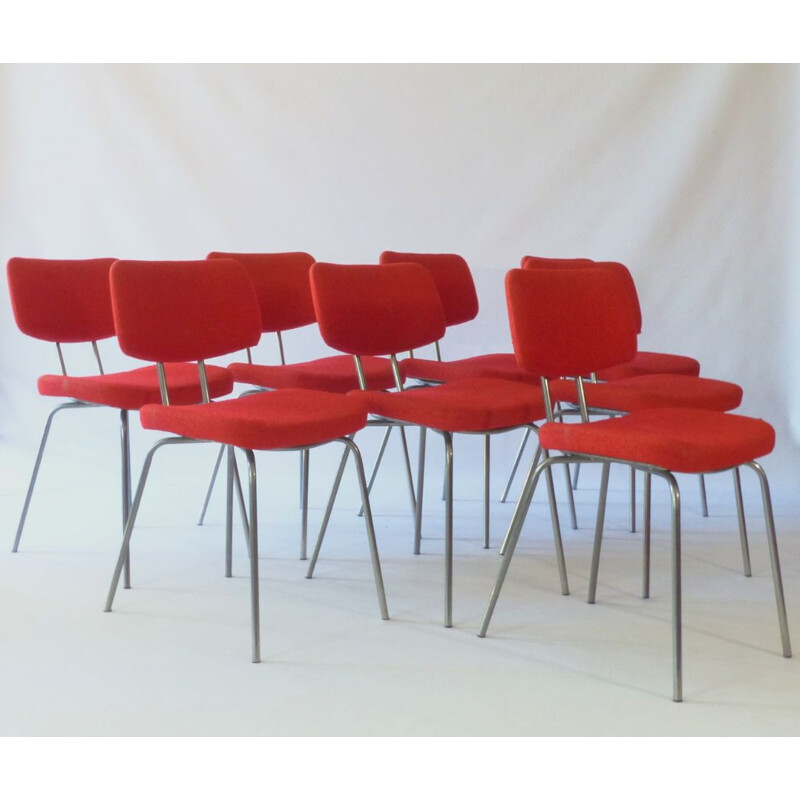 Set of 8 vintage red chairs 1970