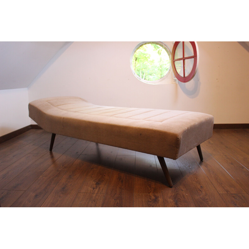 Vintage daybed from the 50s
