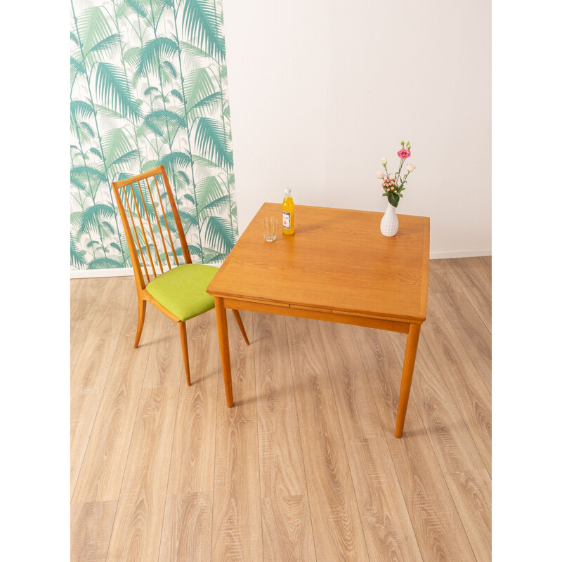 Vintage scandinavian table by Hundevad in oakwood 1960s