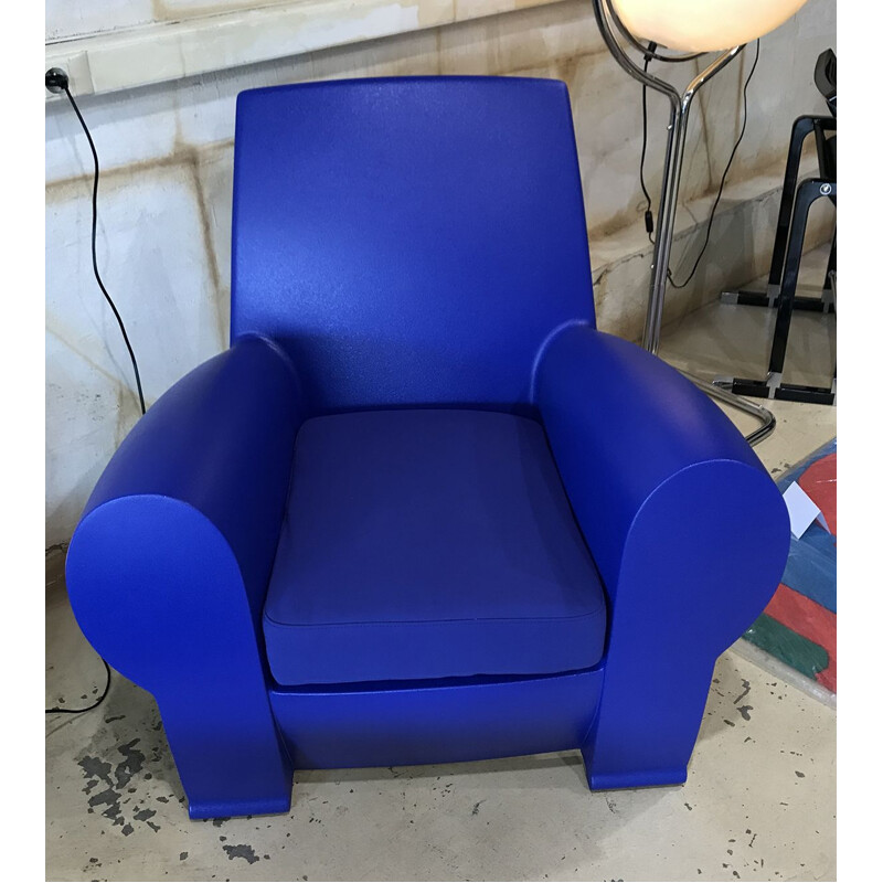 Vintage Richard III armchair by Starck in blue fabric and plastic