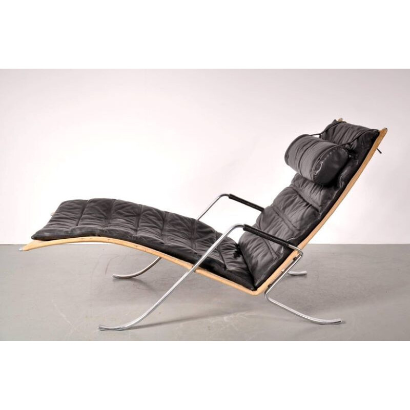 Vintage lounge chair Grasshopper first edition by Fabricius and Kastholm for Kill International Denmark 1967