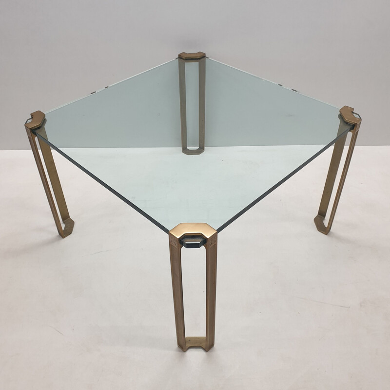 Table basse vintage carrée en laiton et verre par Peter Ghyczy, années 1970