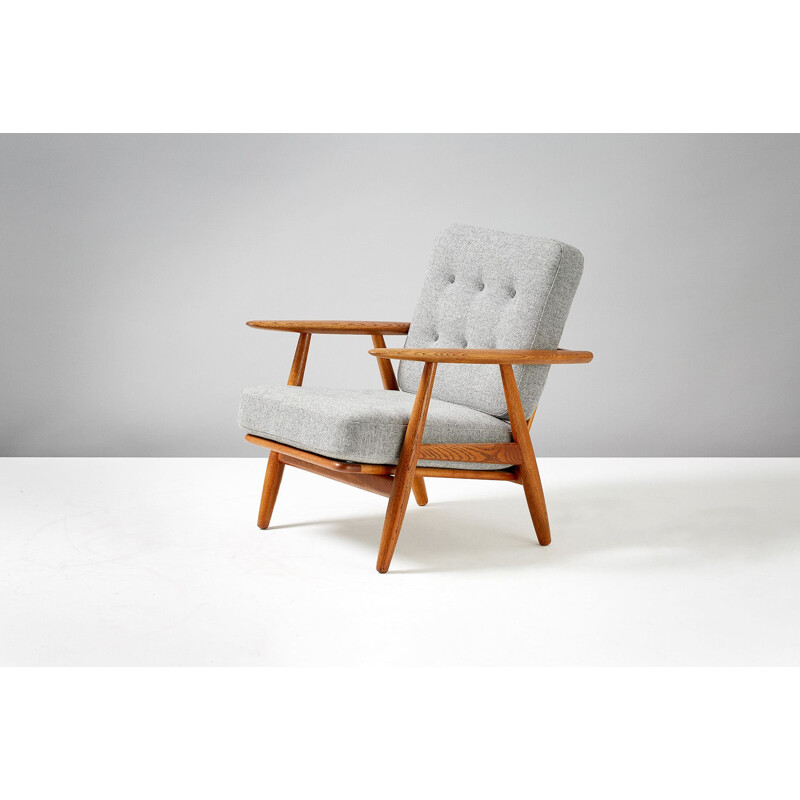 Fauteuil vintage en chêne Hans Wegner GE-240