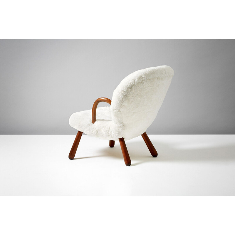 Pair of Sheepskin Clam armchairs by Philip Arctander 1944