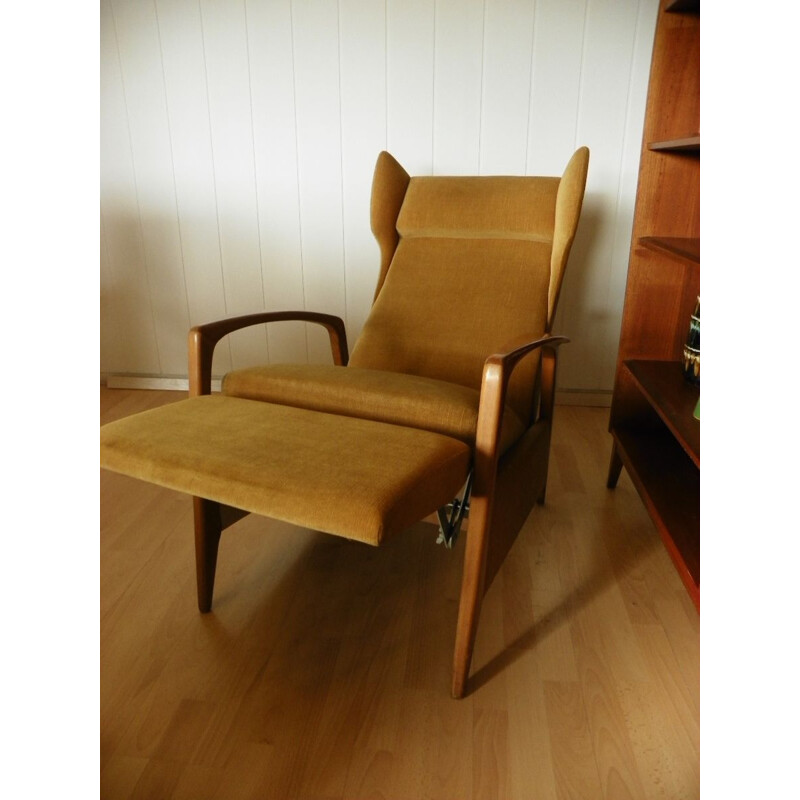 Vintage reclining armchair 1960