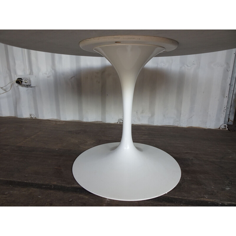 Vintage tulip dining table Knoll by Eero Saarinen, 1980