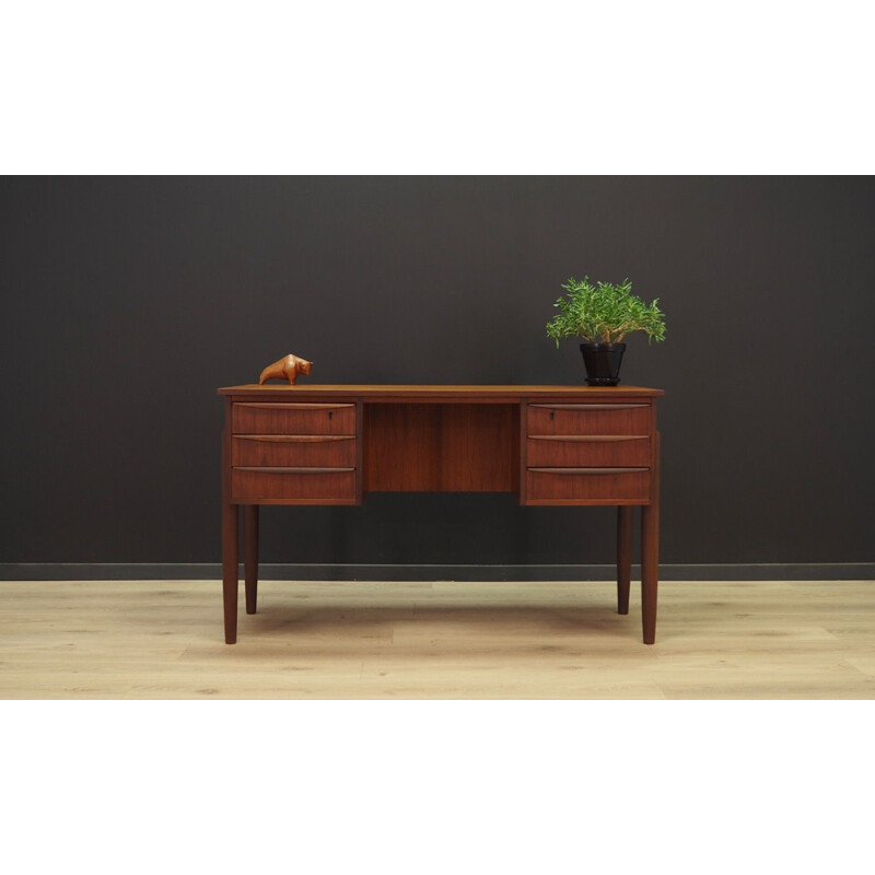 Vintage Danish desk in teak from the 70s