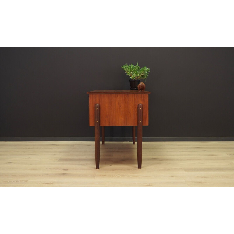 Vintage Danish desk in teak from the 70s