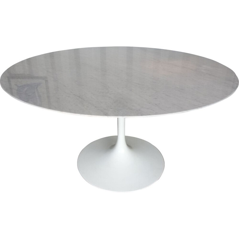 Vintage tulip dining table Knoll by Eero Saarinen, 1980