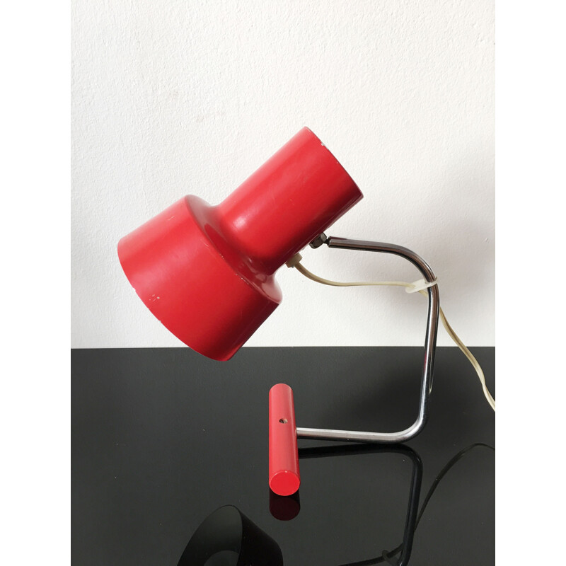 Lampe vintage en métal rouge et bois de Josef Hurka pour Napako, Tchécoslovaquie 1960