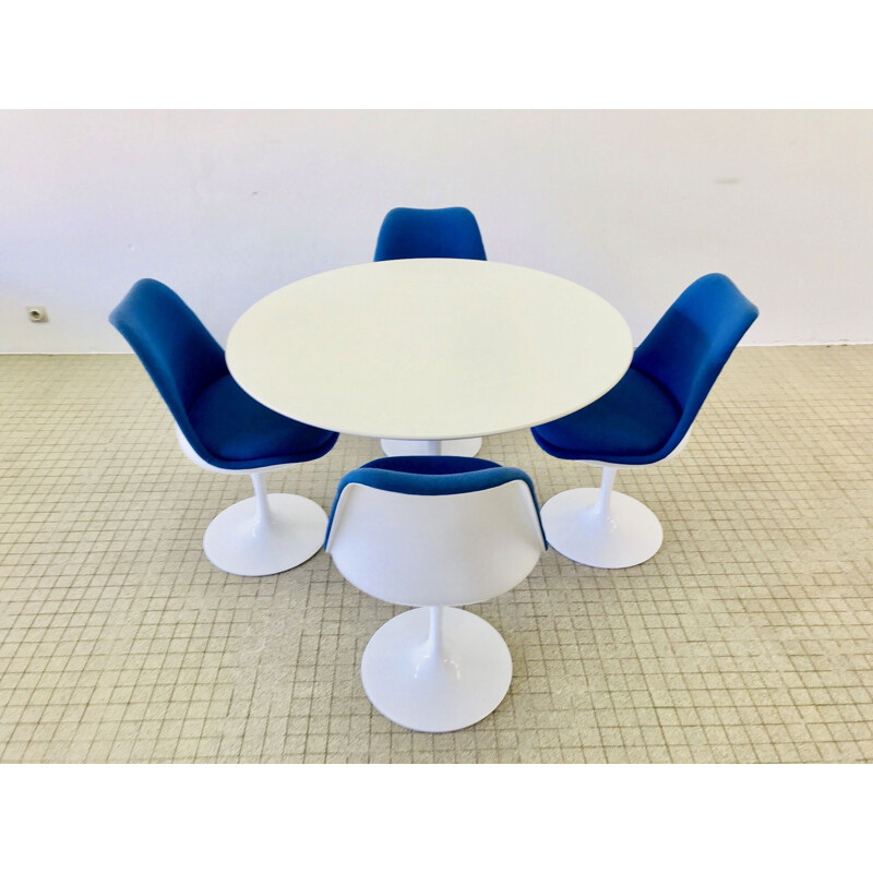 Vintage Tulip dining set by Eero Saarinen for Knoll,1990