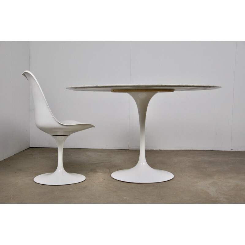 Vintage dinning table by Eero Saarinen for Knoll International,1965