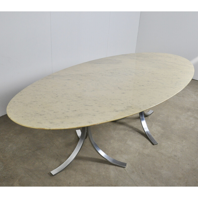 Vintage dinnig table by Osvaldo Borsani for Tecno 1970s