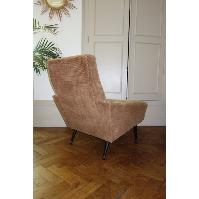 Paire de fauteuils vintage français en velours et bois 1950