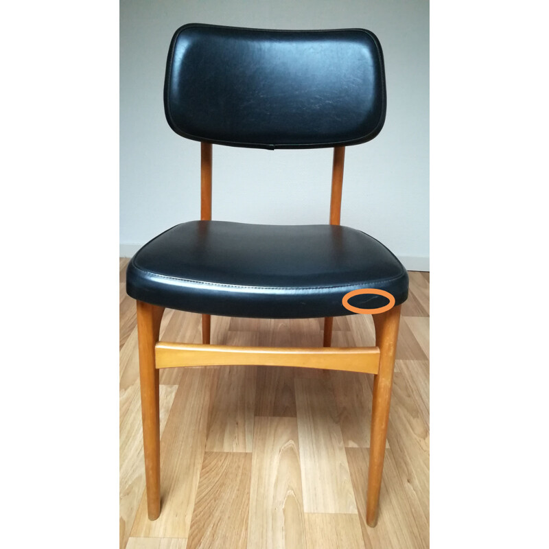 Set of 6 vintage scandinavian chairs in beech and black leatherette 1960