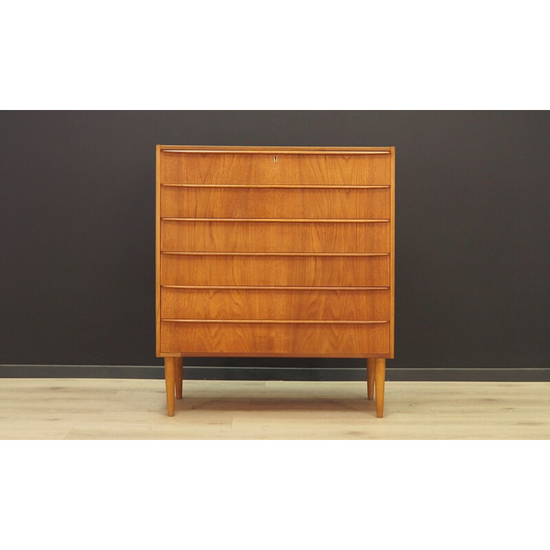 Vintage scandinavian chest of drawers in teakwood 1960s