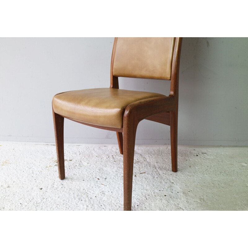 Set of 6 vintage chairs for G-Plan in brown vinyl and teakwood 1960s