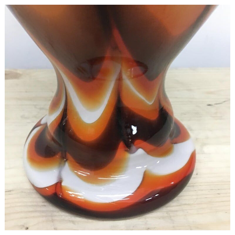Vintage-Vase aus Opalglas, Italien 1970