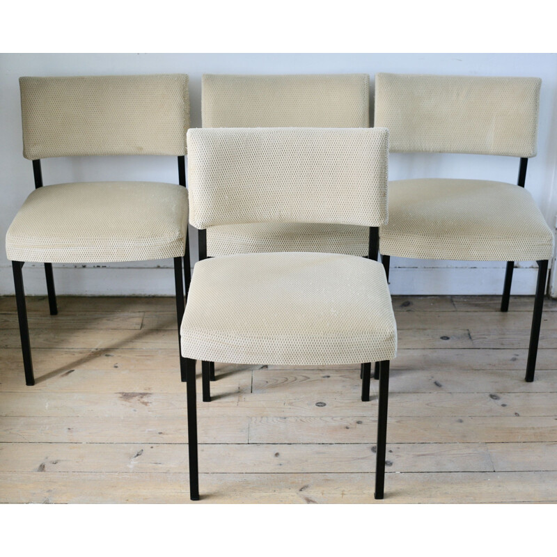 Suite de 4 chaises vintage par Joseph André Motte pour Steiner en velours beige et acier