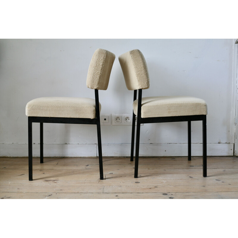 Suite de 4 chaises vintage par Joseph André Motte pour Steiner en velours beige et acier