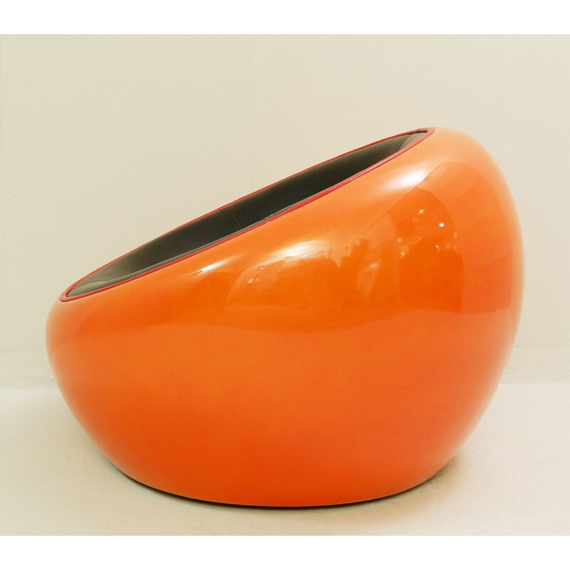 Vintage Egg Pod Ball armchair by Aarnio in orange fiberglass and black leatherette 1960