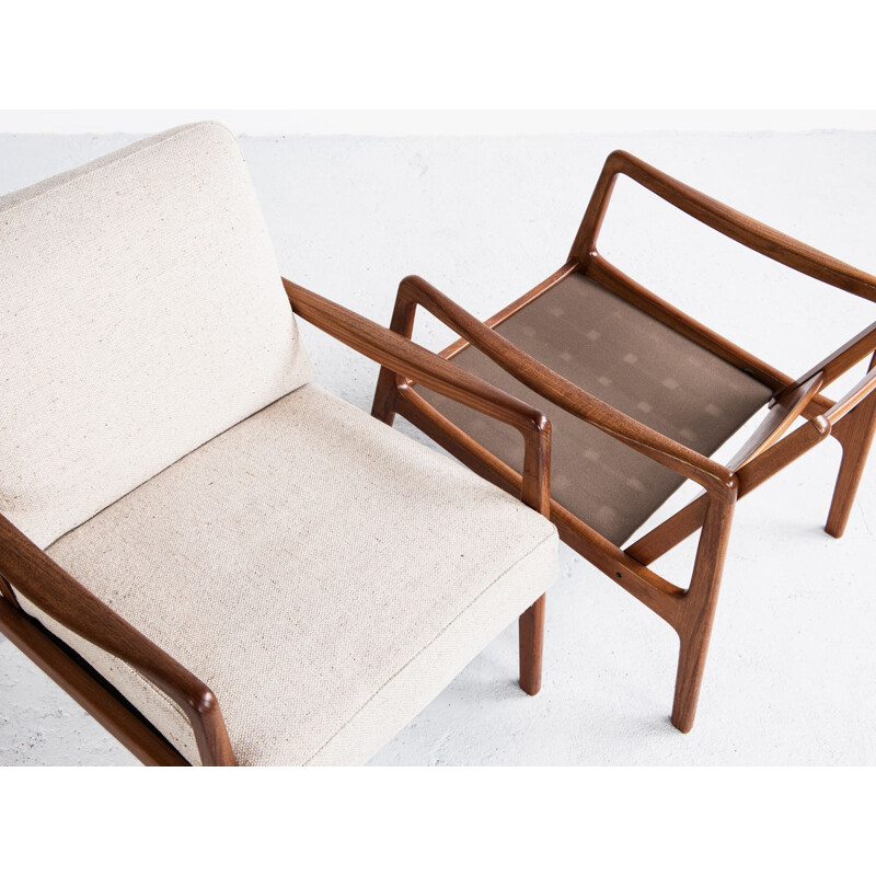 Pair of vintage scandinavian armchairs for France & Søn in teak and beige fabric 1960s