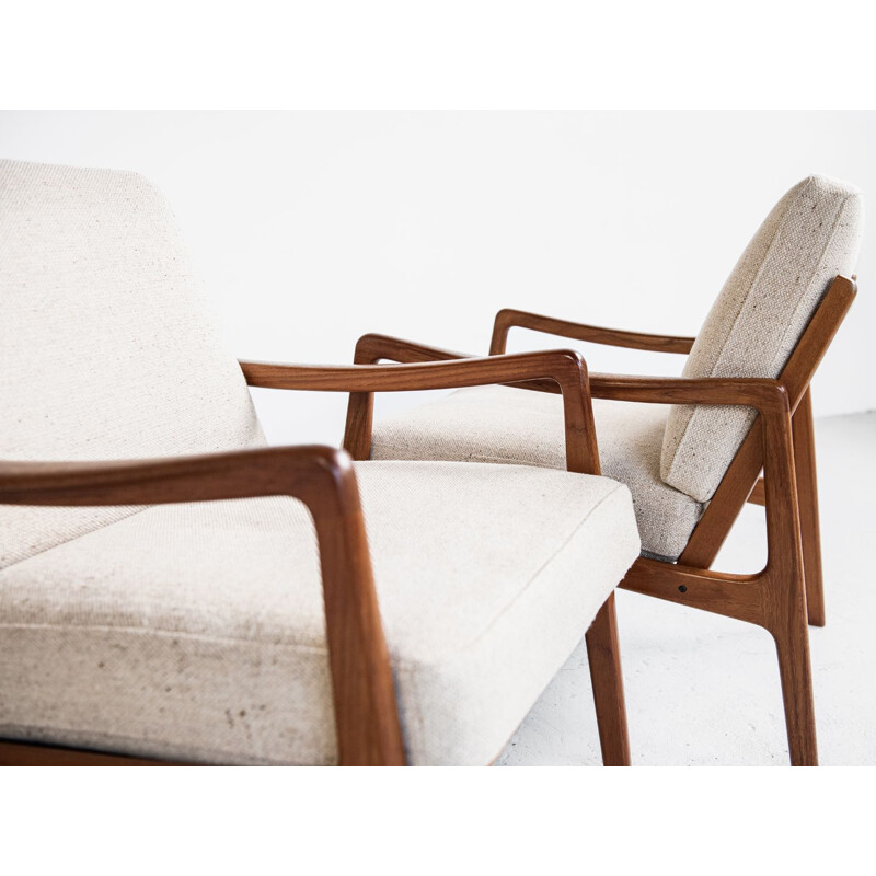 Pair of vintage scandinavian armchairs for France & Søn in teak and beige fabric 1960s