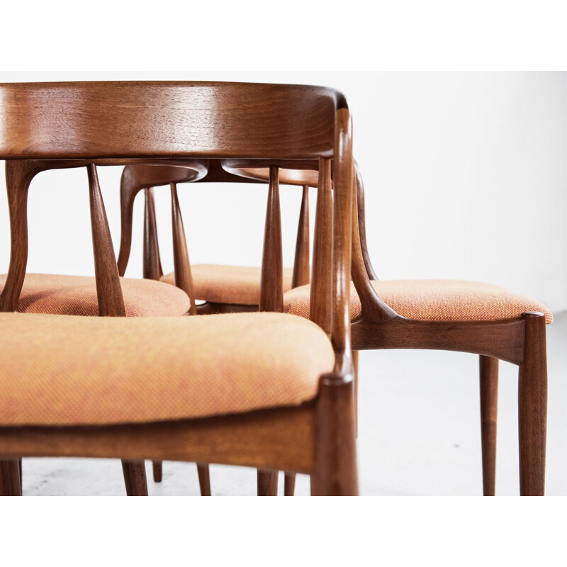 Set of 4 vintage chairs in teak and Hallingdal fabric by Johannes Andersen for Uldum