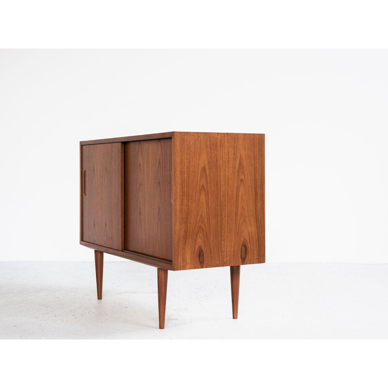 Vintage small sideboard in teak by Hundevad 1960s